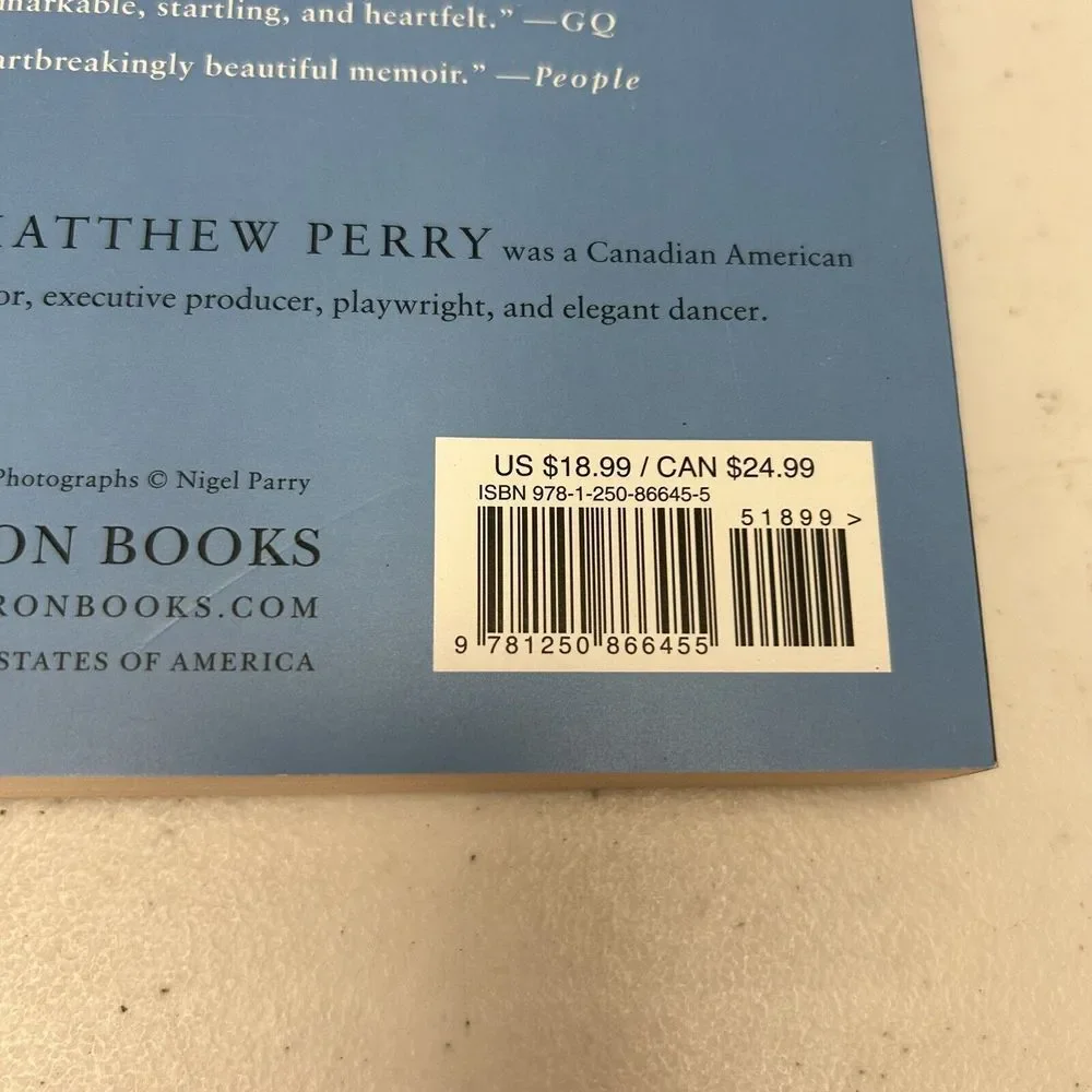 Friends, Lovers, and the Big Terrible Thing : A‎ Memoir by Matthew Perry